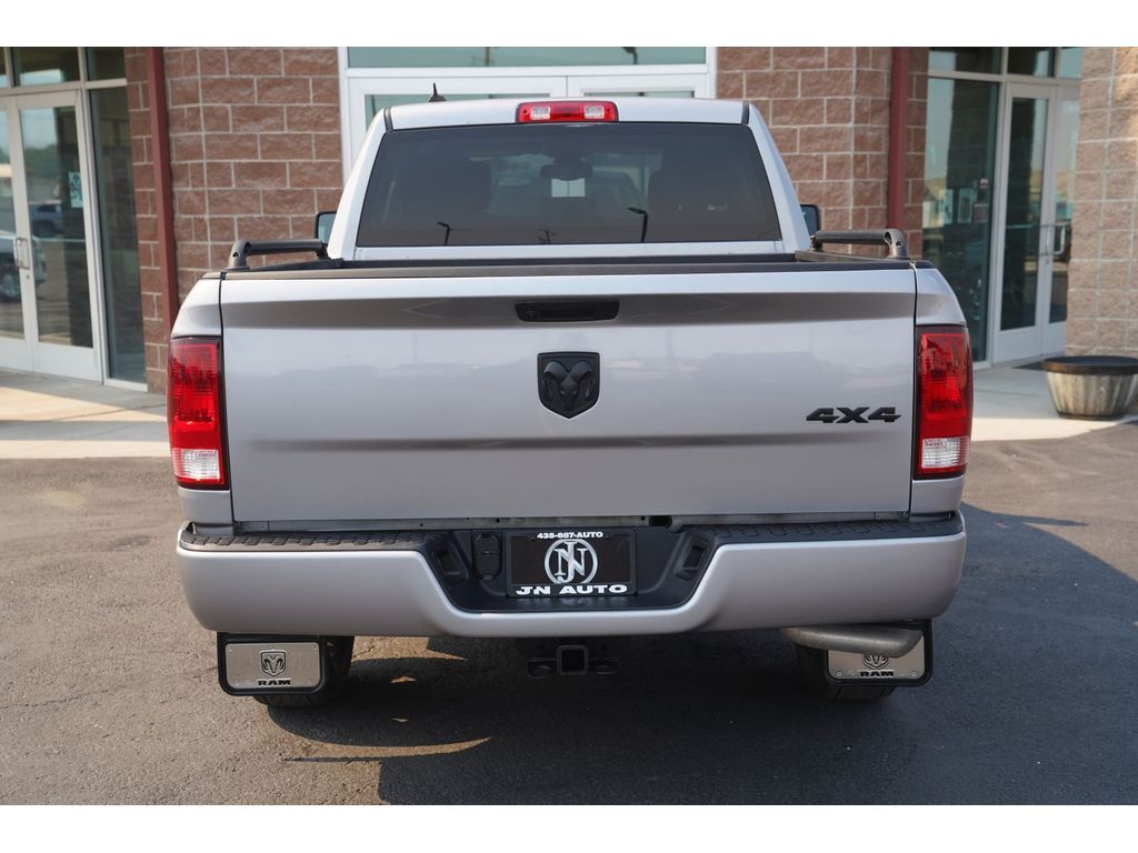 ram ram 1500 classic 2021 1C6RR7FG2MS590116 image ram ram 1500 classic 2021 1C6RR7FG2MS590116 image